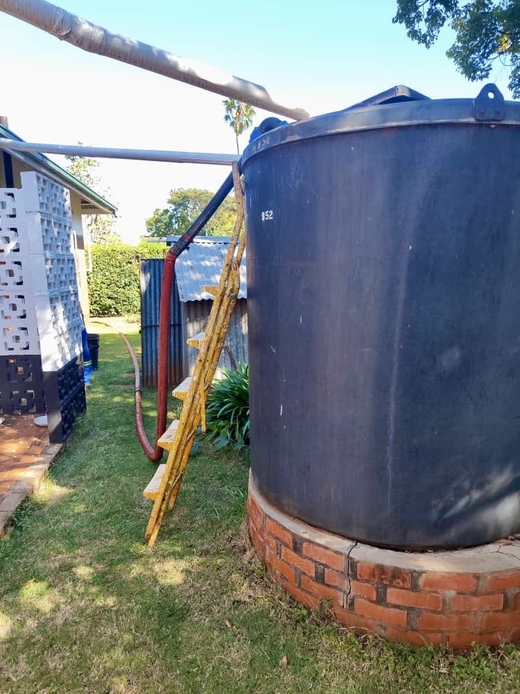 H2oasiswater's tweet image. Yes, we deliver during weekends! 💧 🛻 

Bulk water delivery never skips a beat, for homes, businesses, construction sites, we deliver wherever you need us.  Call or WhatsApp:
0787379444

#bulkwaterdelivery #harare #cleanwater