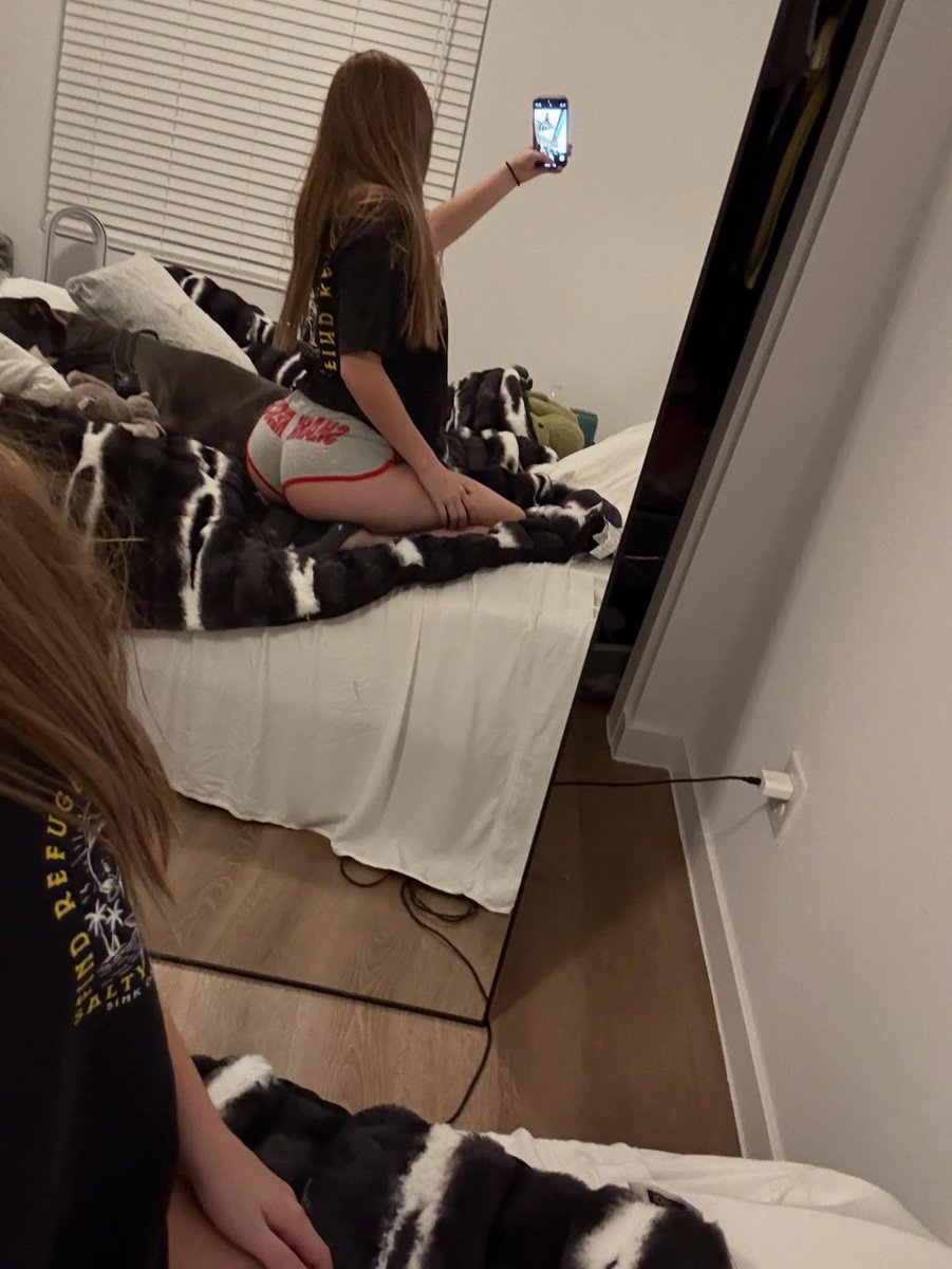 GamerGirlFreak🎮🥵 tweet media