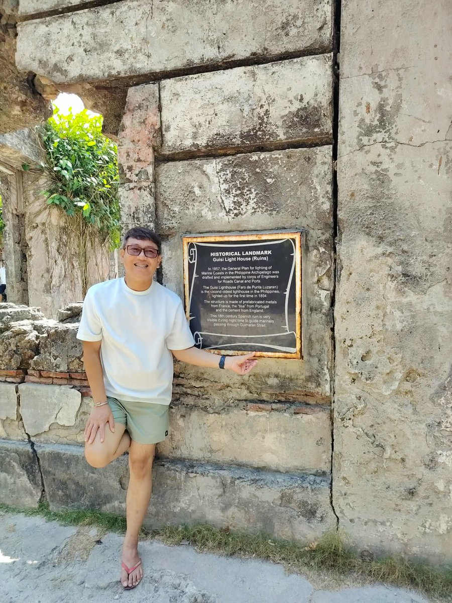 superLeeYoh's tweet photo. 📍Guisi Lighthouse, Guimaras https://t.co/URL5VEqaCp