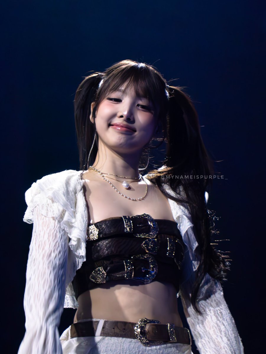 임여워 🩵🪽

#NAYEON #나연
#THISISFOR_AUSTIN_D2
#TWICE_THISISFOR_WORLD_TOUR 
#TWICE #트와이스