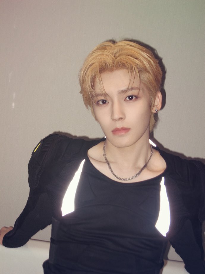 졍히 tweet media