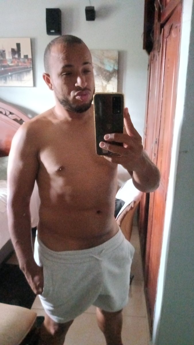 diegojunior1908's tweet photo. Un poco caliente 🥵 necesito quemar la calentura https://t.co/rFqoABqHv7