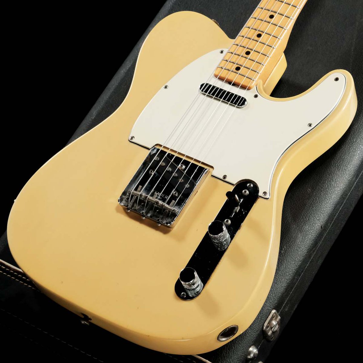 1484shibuya's tweet image. 1968年製、オリジナル度が高いFender Telecaster Blond。素晴らしいコンディションの個体です。ぜひこの機会にご検討くださいませ。
store.ishibashi.co.jp/view/item/0000…
#Fender #vintage