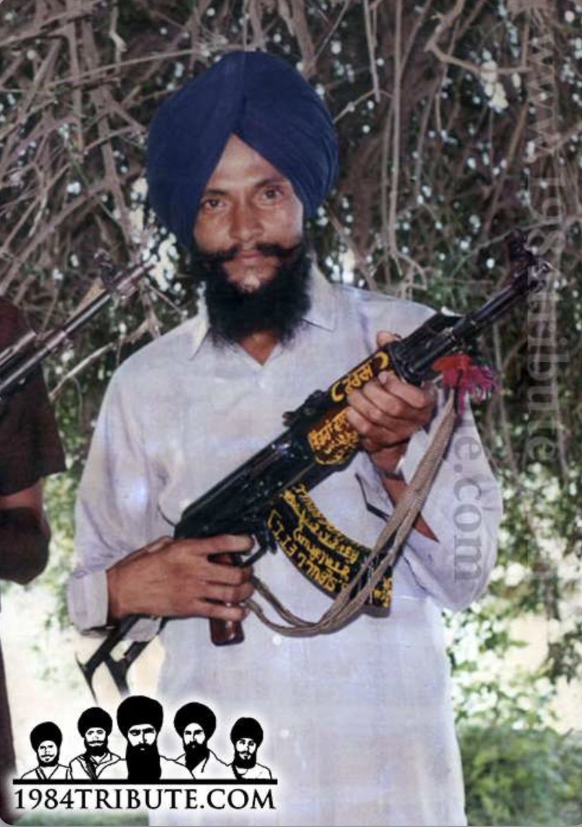 Balroopkaur16's tweet image. ਕੌਮੀ ਅਣਖ ਦਾ ਅਣਥੱਕ ਪਹਿਰੇਦਾਰ: ਸ਼ਹੀਦ ਭਾਈ ਬਲਵਿੰਦਰ ਸਿੰਘ ਬੁਲੇਟ:ਕੌਮੀ ਸੰਘਰਸ਼ ਦੇ ਮਹਾਨ ਜਨਰਲ ਭਾਈ ਬਲਵਿੰਦਰ ਸਿੰਘ ਜੀ ਦੀ ਸ਼ਹਾਦਤ ਲਾਸਾਨੀ ਹੈ। ਉਹਨਾਂ ਨੇ ਸਾਬਤ ਕੀਤਾ ਕਿ ਜਦੋਂ ਨਿਸ਼ਾਨਾ ਕੌਮੀ ਹੋਵੇ, ਤਾਂ ਕੋਈ ਵੀ ਤਾਕਤ ਸਿਦਕੀ ਯੋਧੇ ਦੇ ਇਰਾਦੇ ਨਹੀਂ ਡੁਲਾ ਸਕਦੀ। ਉਹਨਾਂ ਦੀ ਘਾਲਣਾ ਨੂੰ ਸਦਾ ਸਿਜਦਾ ਰਹੇਗਾ। #1984 #Panjab #Justice