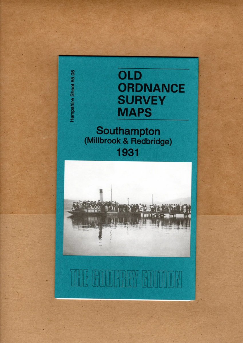 alangodfreymap's tweet image. Southampton (Millbrook &amp;amp; Redbridge) 1931
Our introduction notes the importance of #Southampton to the UK over the last 100-150 yrs, its growth as a port &amp;amp; the industry that grew up around it. The movements &amp;amp; influx of people into &amp;amp; around the city is breath-taking to read about.