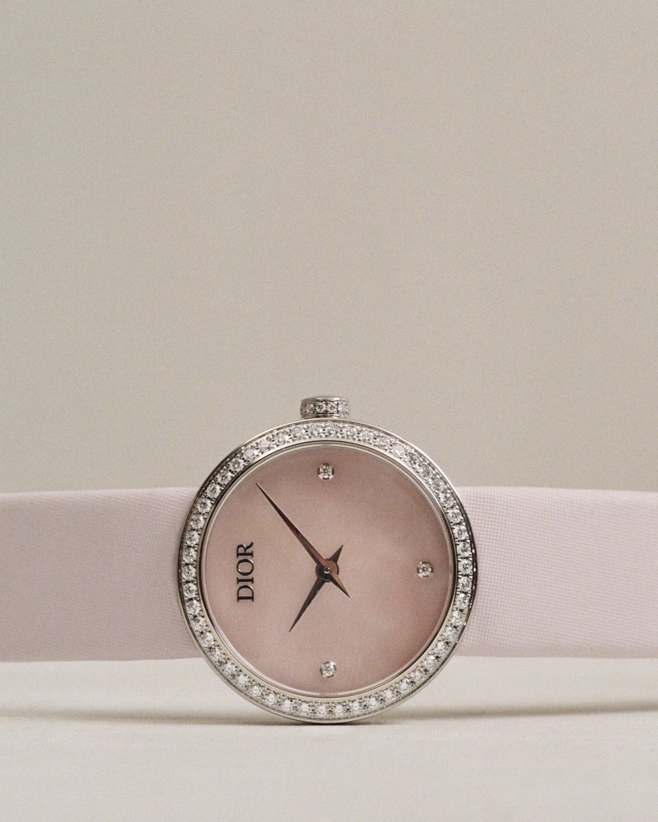 Dior tweet media