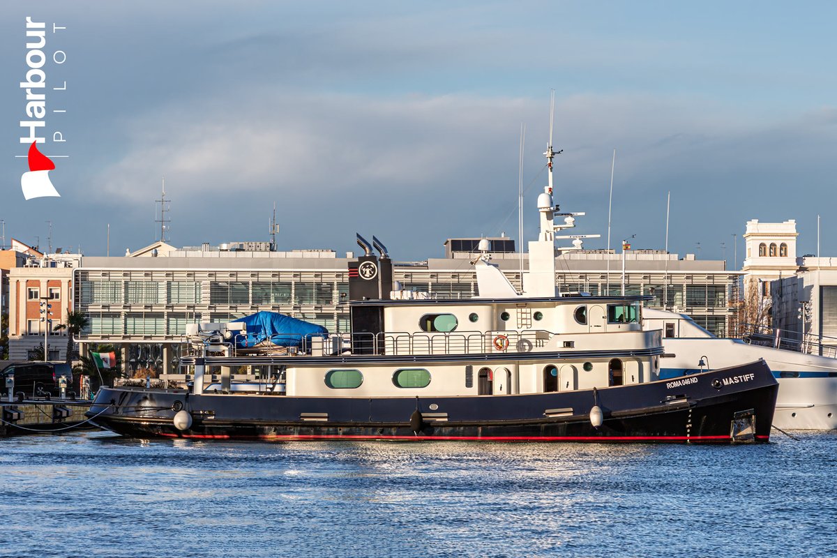 PilotHarbour's tweet image. Mastiff berthed Marina de Valencia.
harbourpilot.es/wp-content/upl…
#port #shipping #HarbourPilot #TransportMaritime #PortOperations #GlobalTrade #GlobalShipping #MaritimePhotography #MaritimeStrategy #MerchantMarine #liveforthistory #noshippingnoshopping
@TUGSPOTTERS 
@TugboatsUK