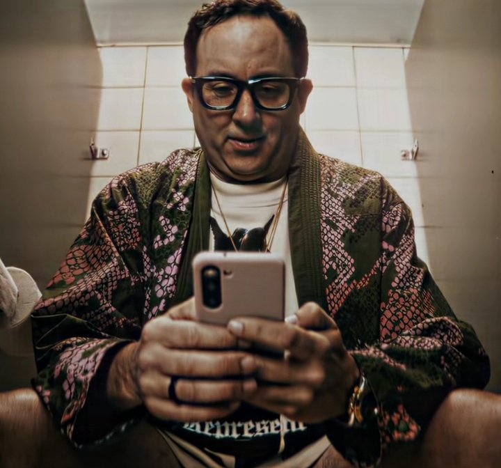 L tweet media