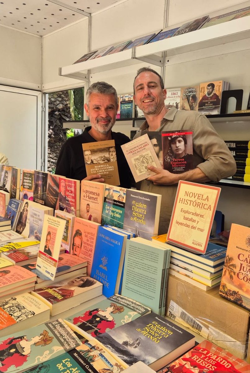 pepebernal's tweet image. Qué alegría pasear por la feria del libro de #Málaga y ver la caseta de @edALGORFA Porque es la pequeña embajada cultural de #Marbella y porque estaban expuestos algunos de mis libros.
Un gran abrazo a Andrés, quien me mostró nuestro último proyecto que pronto verá la luz.