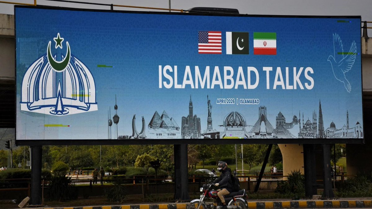 pakco_updates's tweet image. #News 
​​​​​​​#Iran has submitted a 14-point response to a #US proposal on ending the war through a #Pakistani intermediary. It also includes framework for #StraitOfHormuz. President #Trump said he'll review #Tehran's proposal, but he isn't optimistic about concluding a deal.
