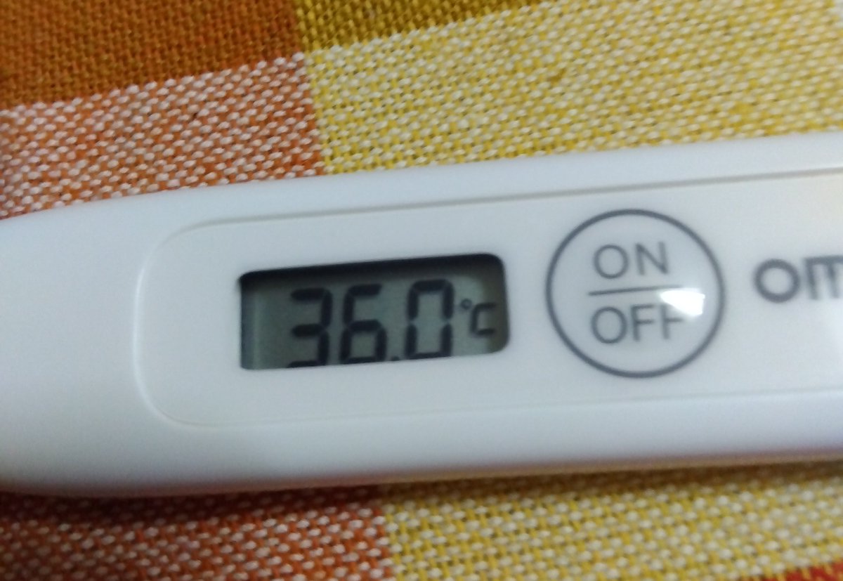 shung02step's tweet photo. 今日はずっと調子悪い…
頭ぼーっとすらし喉痛いし
体ダルいし
フラフラするし
こりゃヤバいかも！
とりあえず熱ありそう！ https://t.co/WeUvAVUcHj
