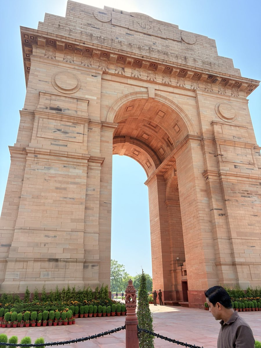 saumitrapp's tweet image. Salute to the fallen soldiers #IndiaGate #Delhi #NewDelhi #IncredibleIndia #delhigram @incredibleindia @tourism_delhi