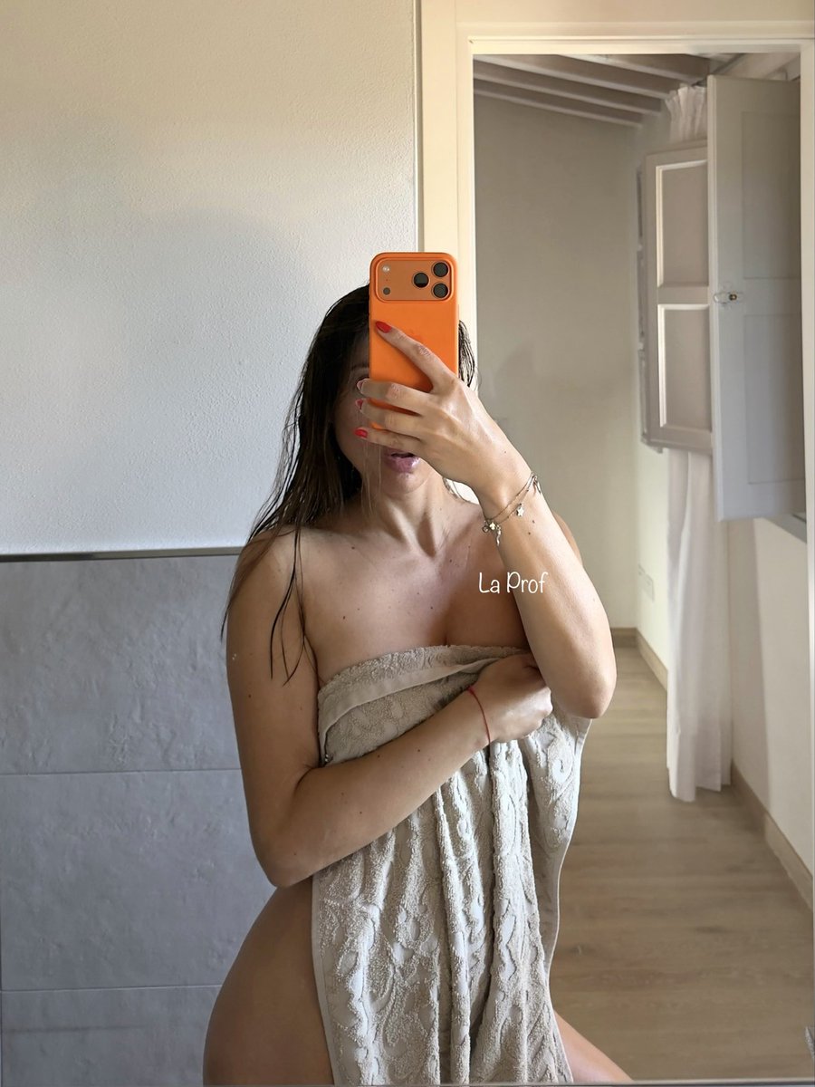 ProfessoressaSexy tweet media