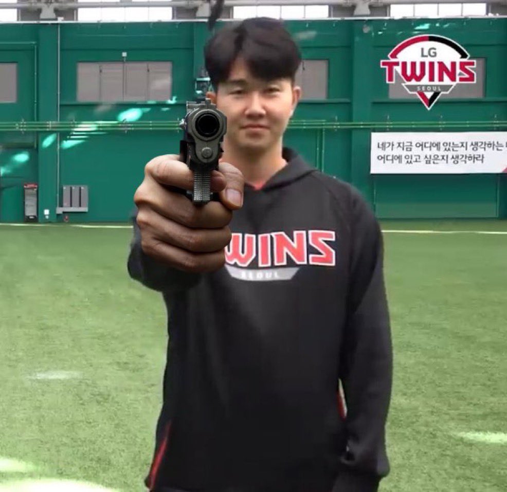 알타 tweet media