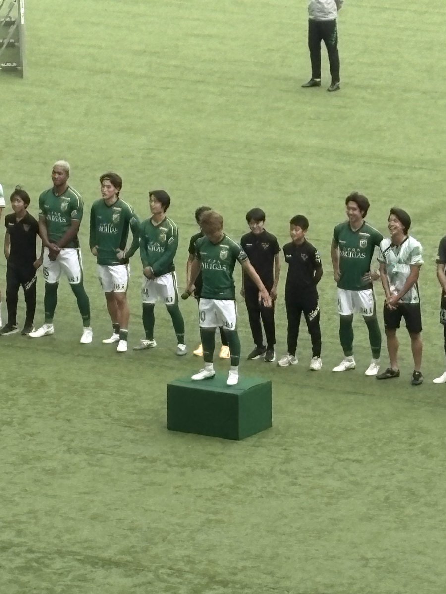 デー太 tweet media