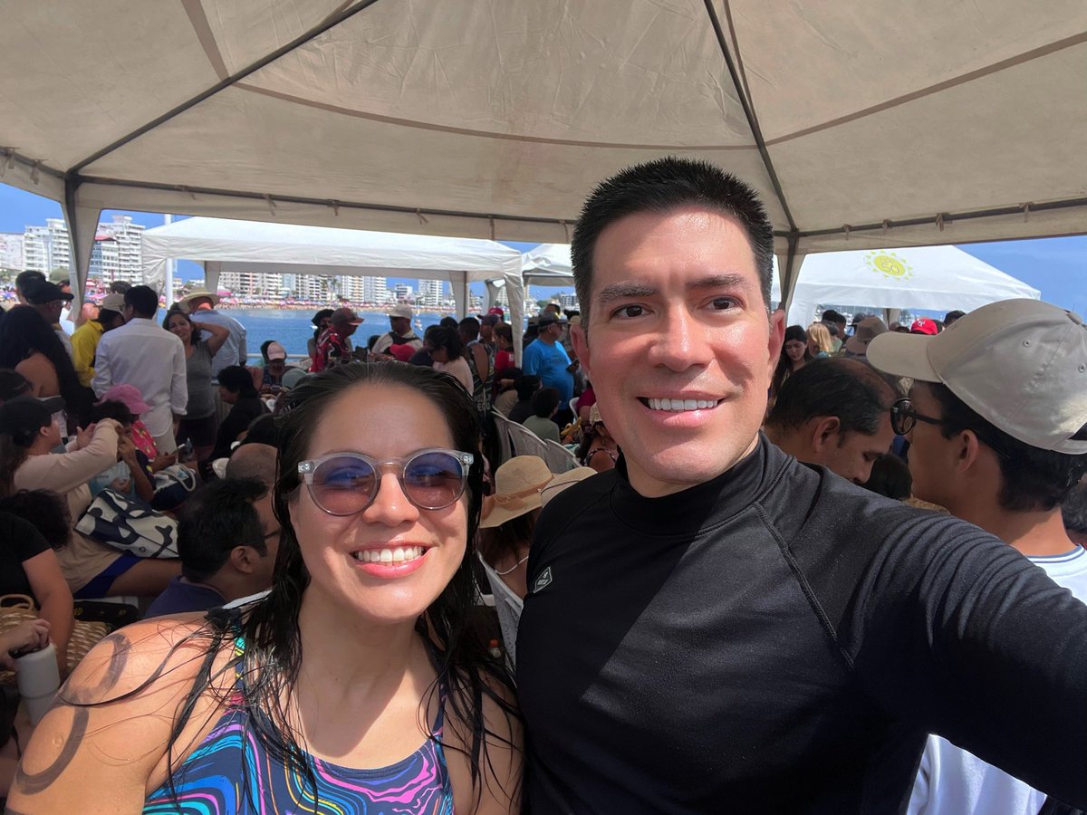 dgromerol's tweet photo. Milla nautica Salinas 🏊‍♂️☀️ #ANAMG https://t.co/M7JqbYaCvB