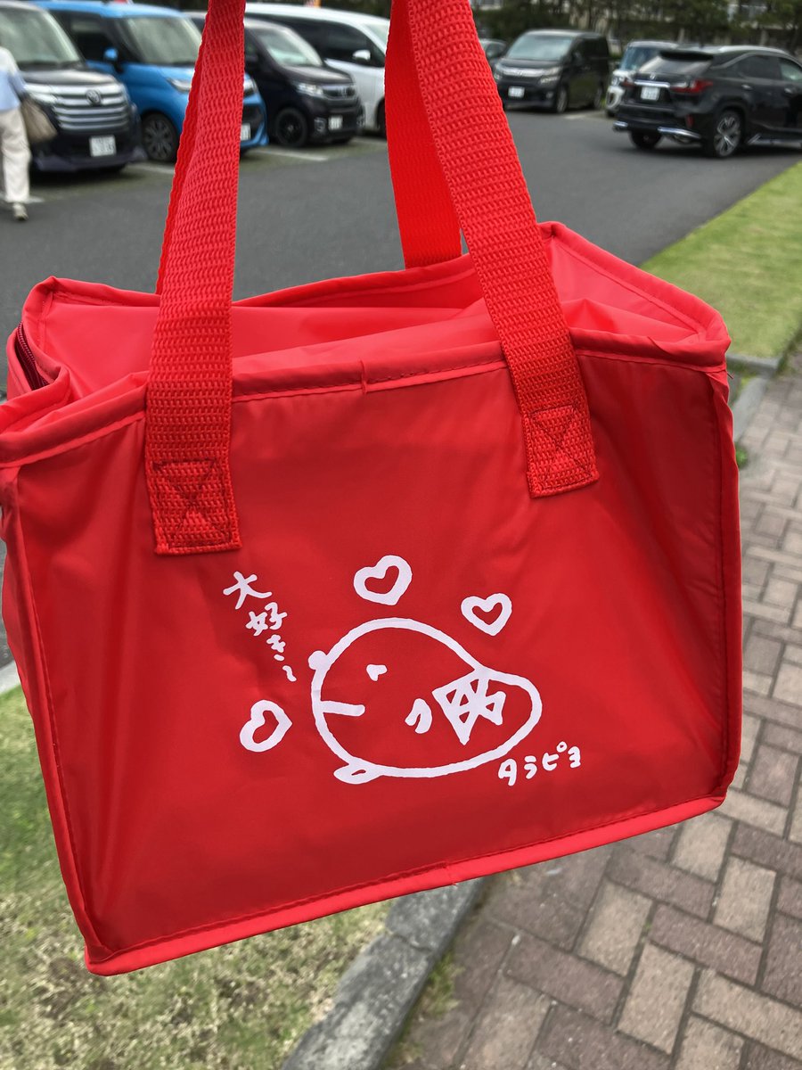 New World 殴打 tweet media
