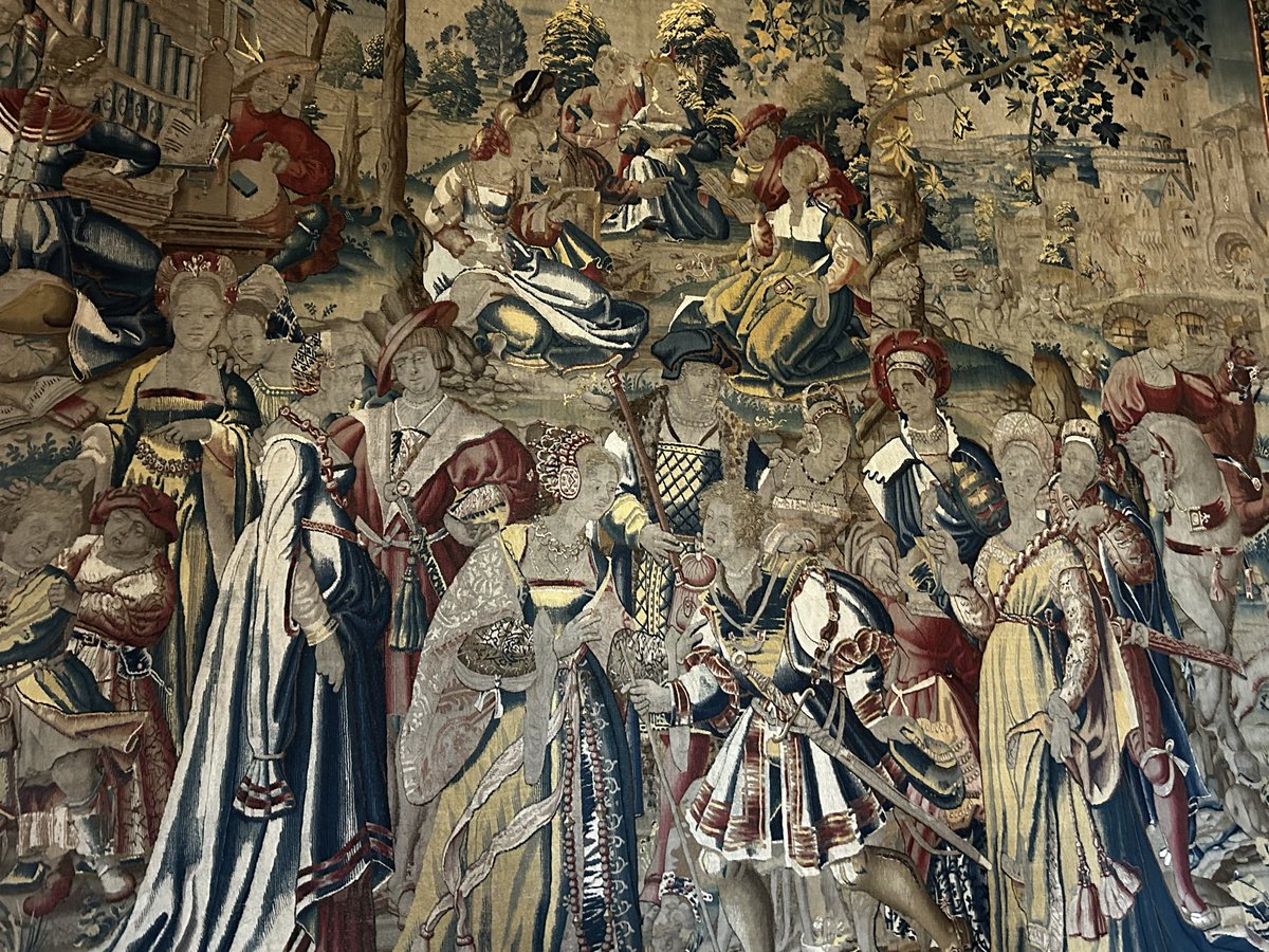 Tapestries I saw yesterday :)