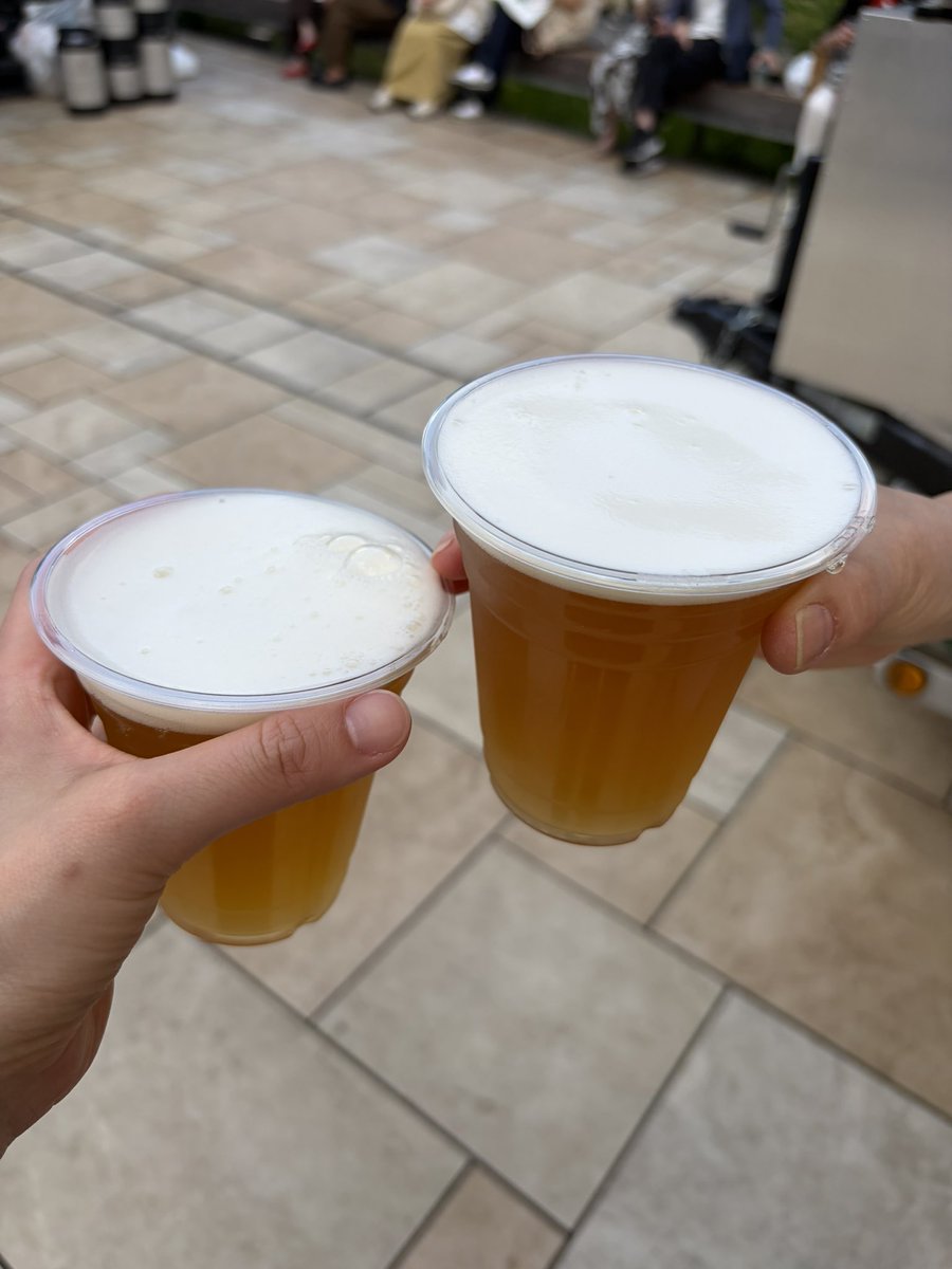 🍻 tweet media