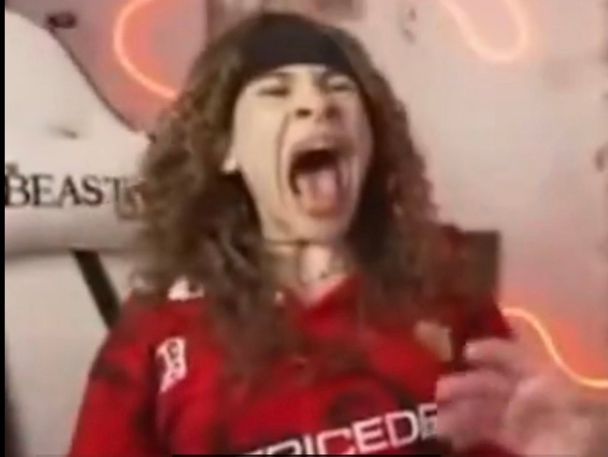 Yo ni enterada de que rai y Alex le dieron unfollow a Angie