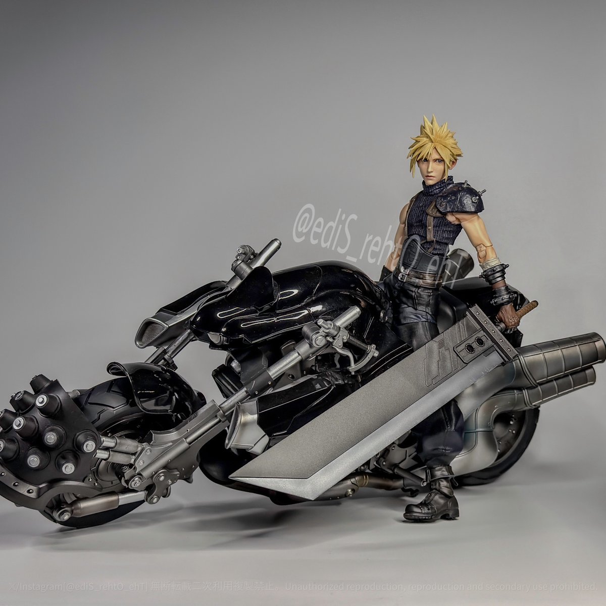 プレイアーツ改 ハーディ=デイトナに乗車 真と改とでスケール感の違い