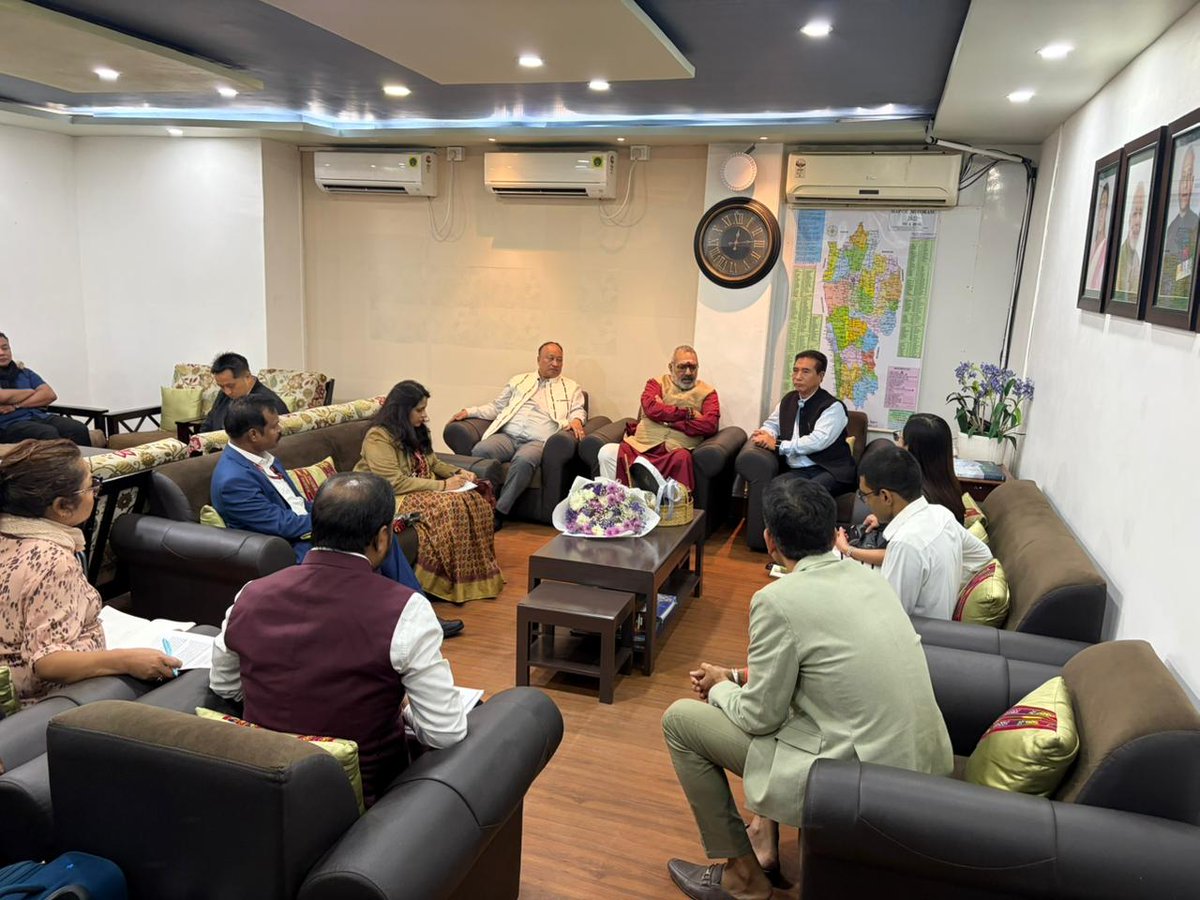 Ministry of Textiles tweet media
