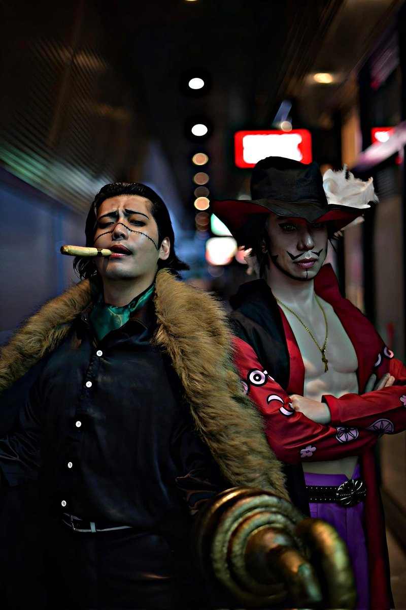 ⚠️ コスプレ / Cosplay ⚠️

                              ﾜﾝﾋﾟｰｽ
                          ONEPIECE

          ⎯⎯⎯⎯⎯⎯⎯⎯⎯⎯

「CROSSGUILD」は元々
       おれと”鷹の目”で設立するつもり
                                   だった組織だ………!!!