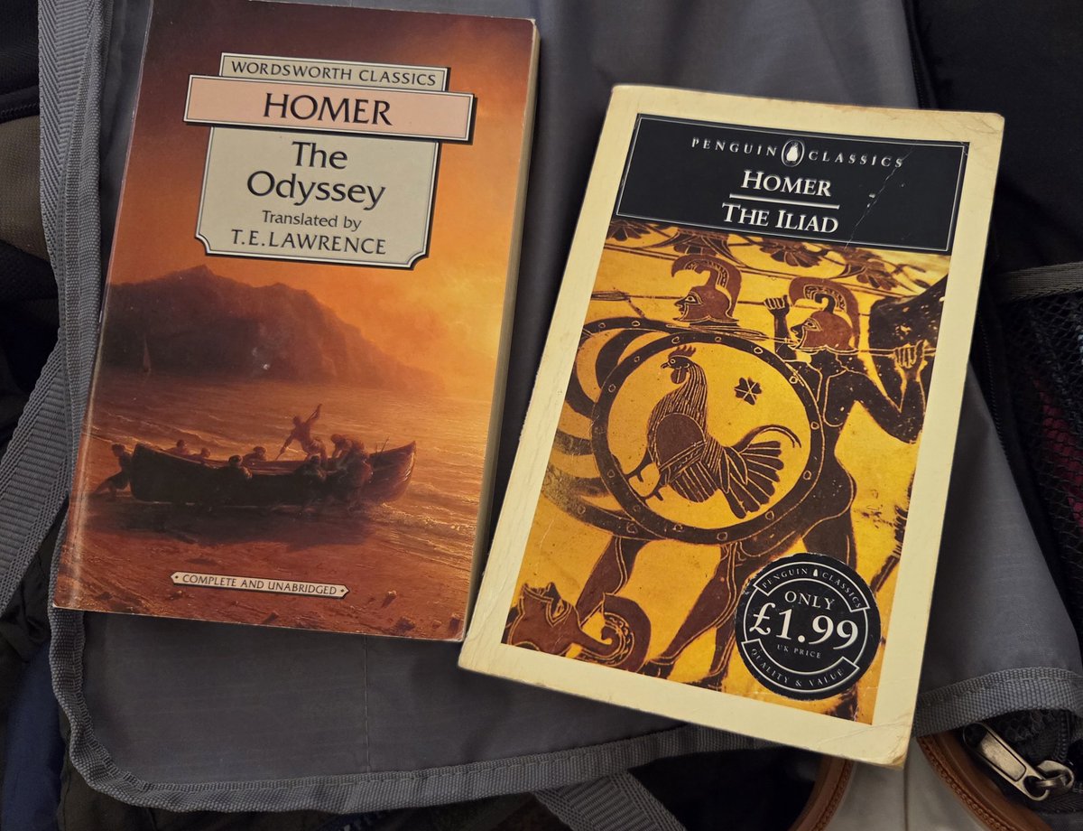 NicolaSerafino's tweet image. Picked up these beauties from @OxfamIreland #dublin #booktwitter