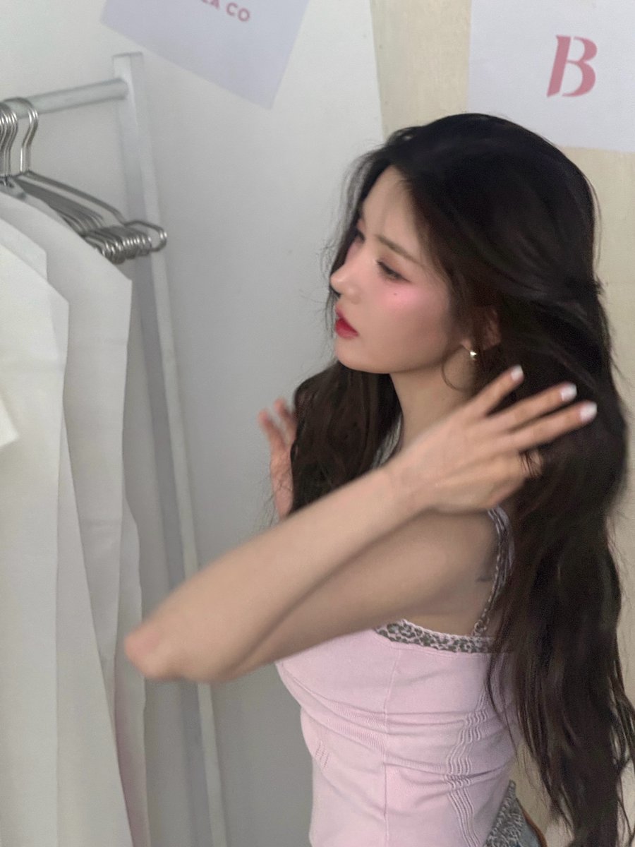 for eunbi. tweet media