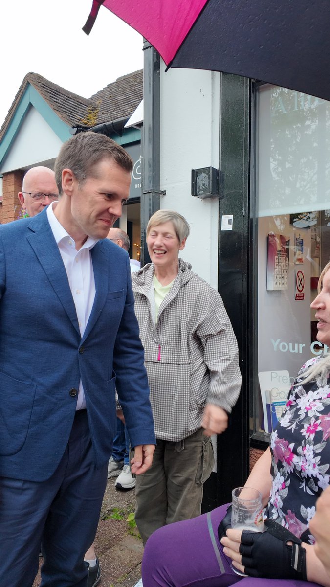 alexinsley's tweet image. Yesterday in #Solihull, the local Reform UK branch mobilised for a final campaign push ahead of the local elections. 

We were pleased to welcome @RobertJenrick, who addressed the urgent need for a new direction in our borough. 

After 14 years of the current administration,