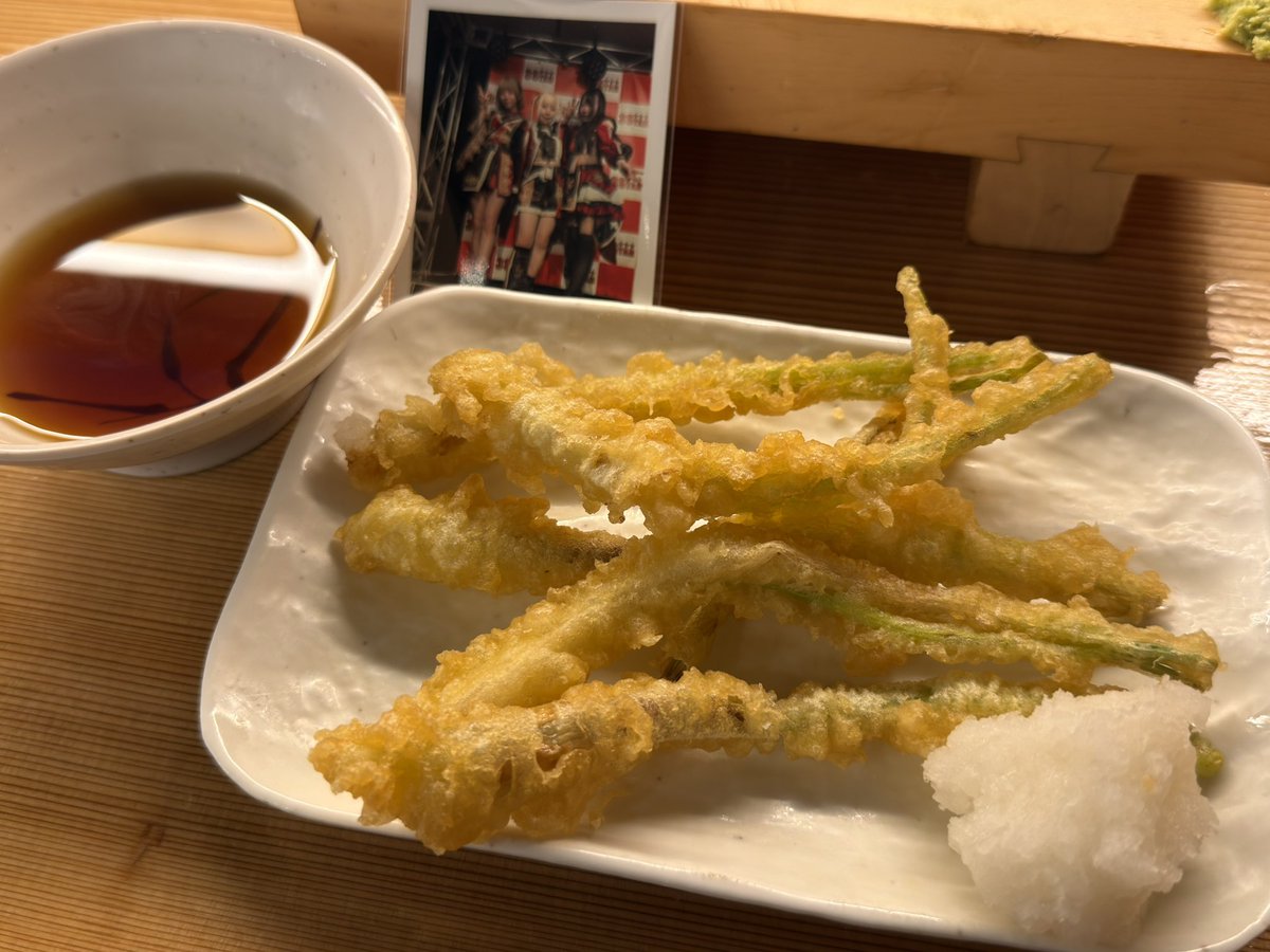 にたかな tweet media
