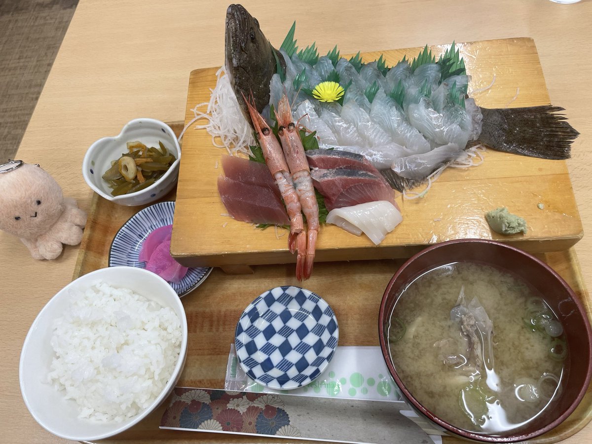 うしみつどきどき tweet media