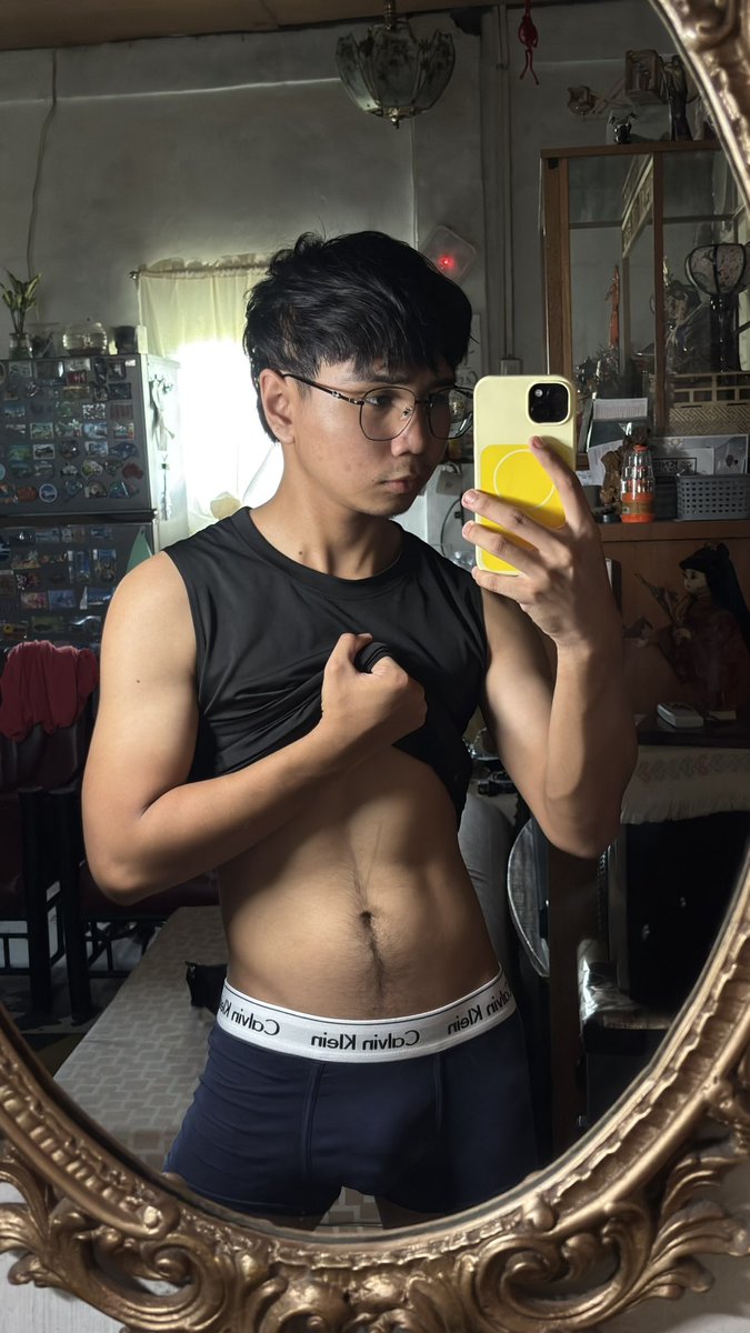 BascunaKen's tweet photo. Peek? Nahhh 
#gym #flex https://t.co/kg1VUjusbD