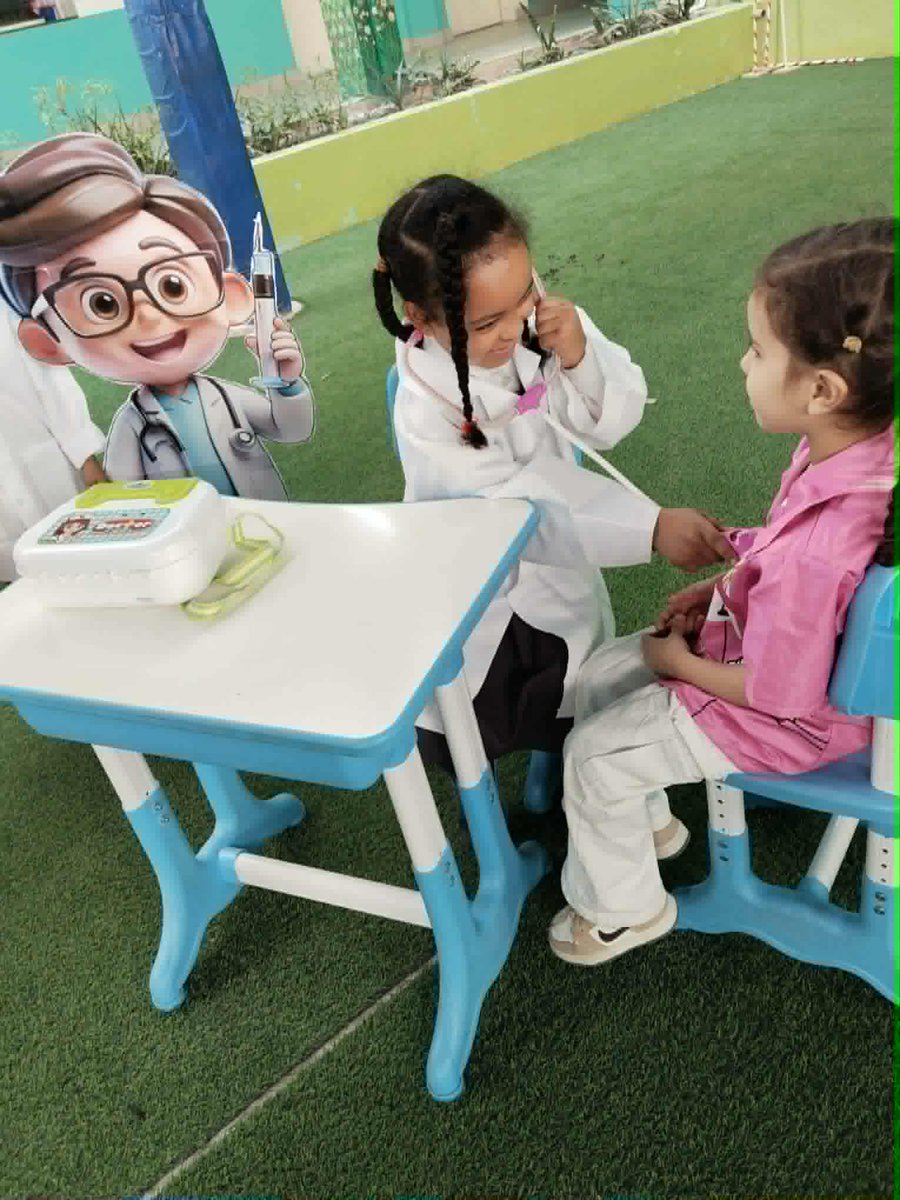 Pakshamaaschool's tweet image. Our kindergarten morning class proudly celebrated Professional Day activities!
Students acted out simple tasks related to their chosen profession.
#ProfessionalDay #KindergartenCelebration #FutureLeaders #FutureDreams #KindergartenJoy #InspiringFuture #LearningThroughPlay