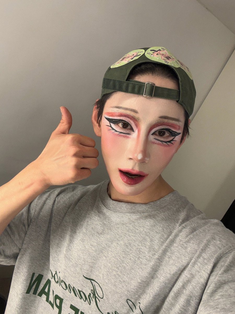 S27M_official tweet media