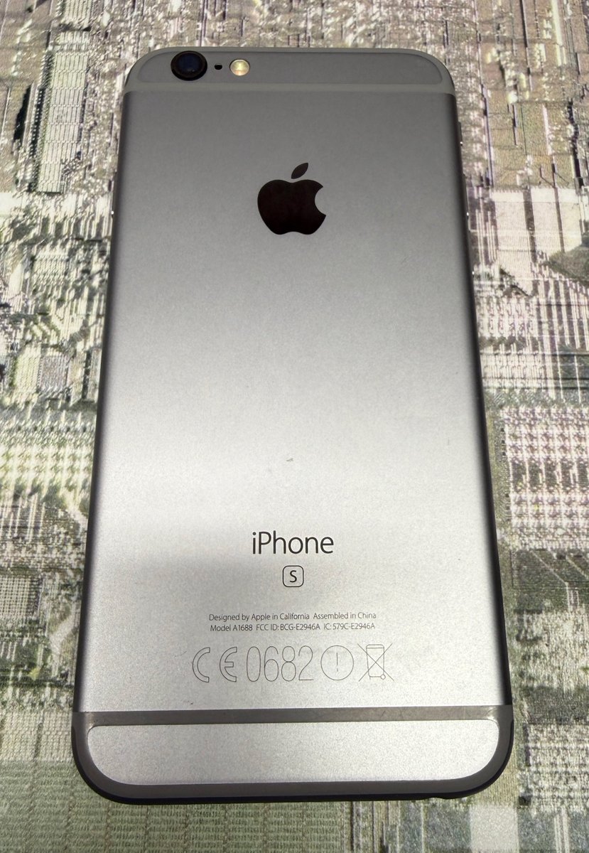 duke_cpu's tweet image. 50 years #Apple!!
Episode 3: Apple iPhone teardown

As a #Silicondoodle and #easteregg hunter, mobile phones are an interesting category, as I already had found doodles on mobile phones made by Nokia, Siemens, and Philips.