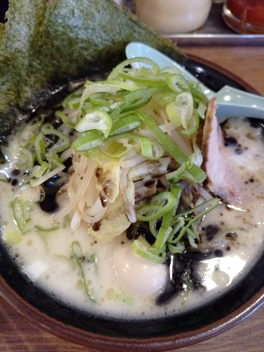 くわ tweet media