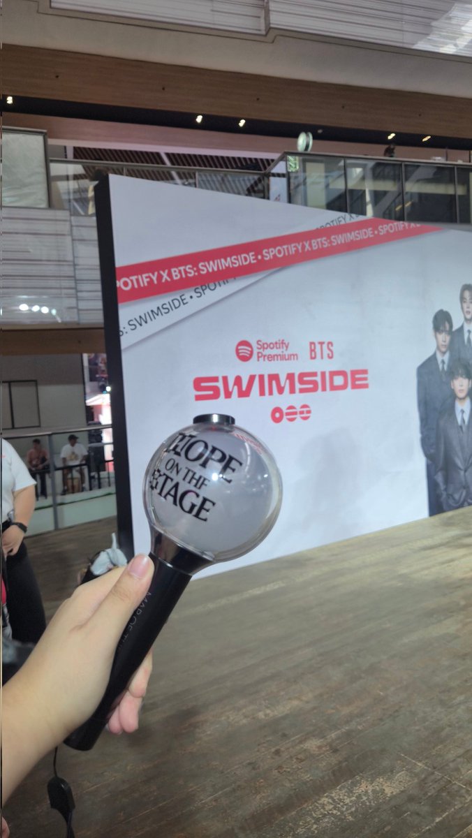 minnies_FILTER's tweet image. ill follow you into the sun my @BTS_twt ✨️

@SpotifyPH #SpotifyBTSSWIMSIDEManila #Spotify #SpotifyxBTS #SWIMSIDE #BTS