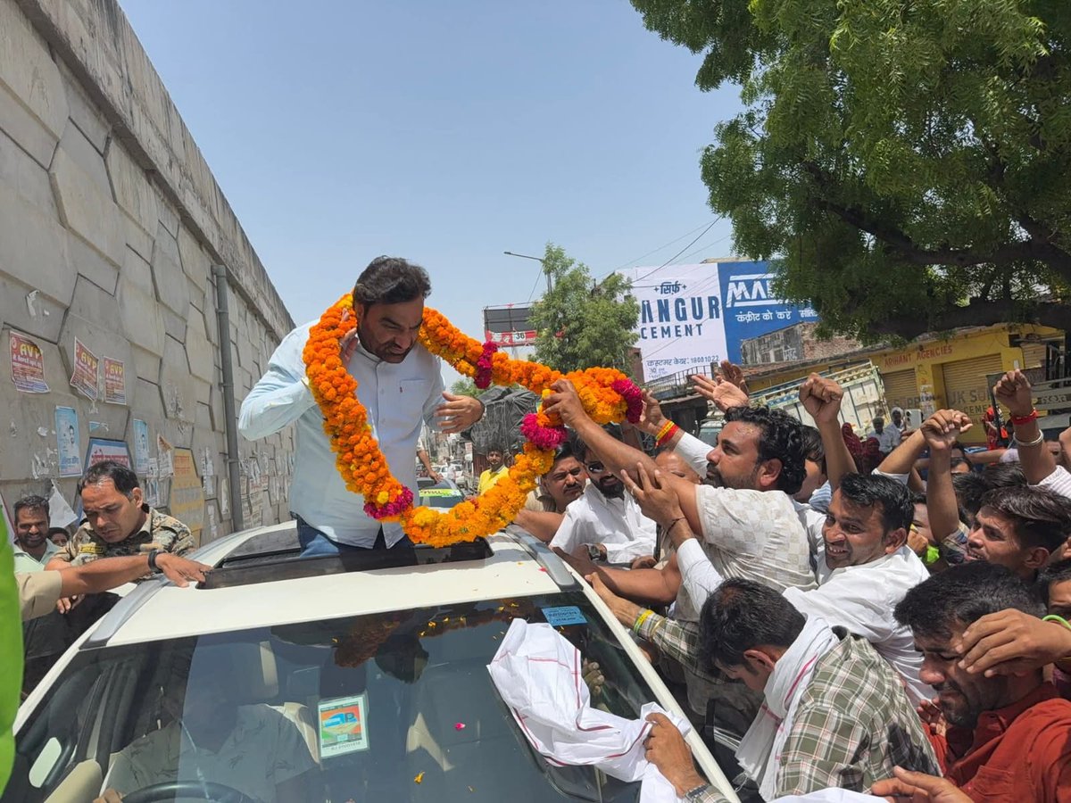 आज जयपुर से पाली जिले के ग्राम धुंधला में परम आराध्य,सत्यवादी श्री वीर तेजाजी महाराज के मंदिर की प्राण प्रतिष्ठा महोत्सव में जाते समय स्वागत @ दूदू