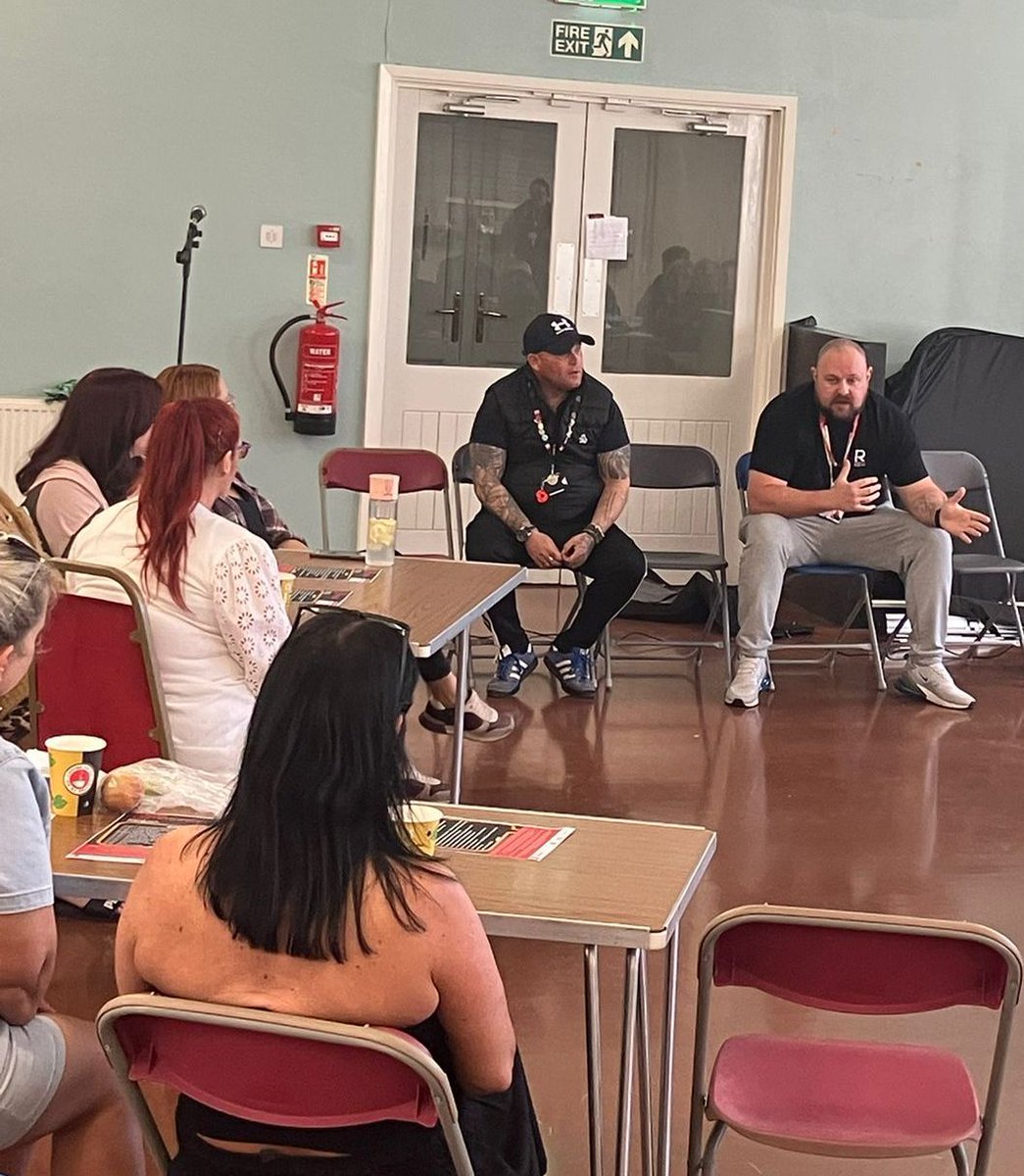 RRR_LUF's tweet image. Roots Community Forum 🌿💬

A huge thank you to everyone involved and those who came along to the Roots Community Forum, connected, and contributed to such a powerful and positive space.

#RedRoseRecovery #RootsCommunity