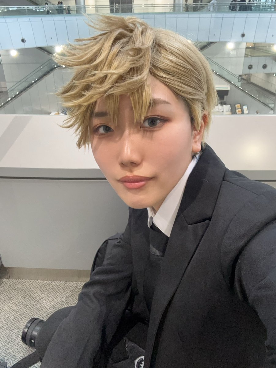 ほん tweet media