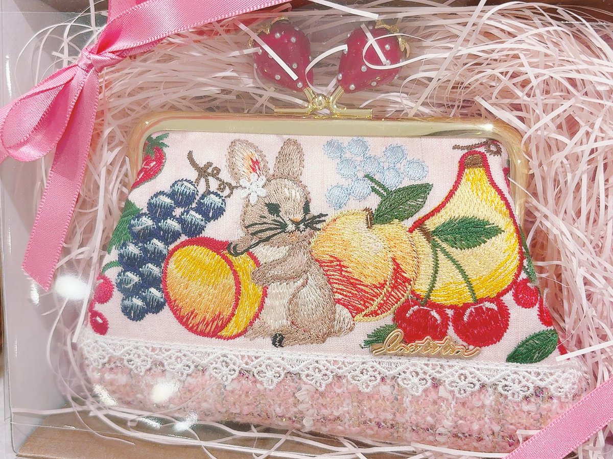 ECLAIR BUNNY🐰エクレア（うさぎ作家） tweet media