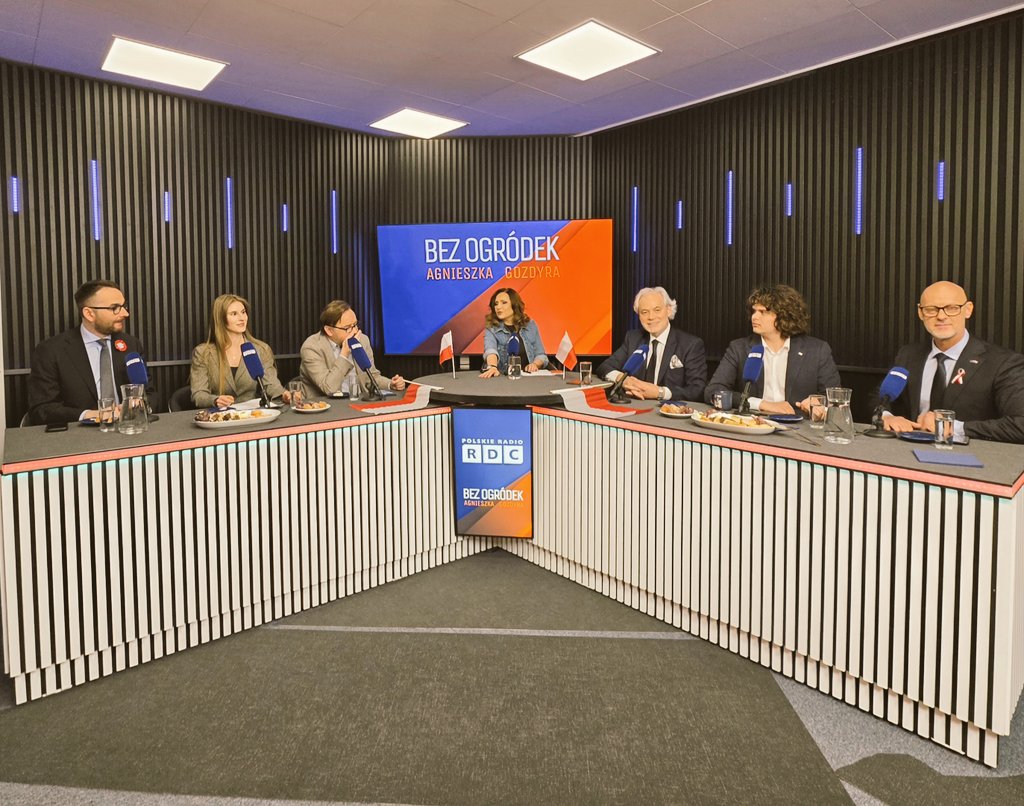 Agnieszka Gozdyra tweet media