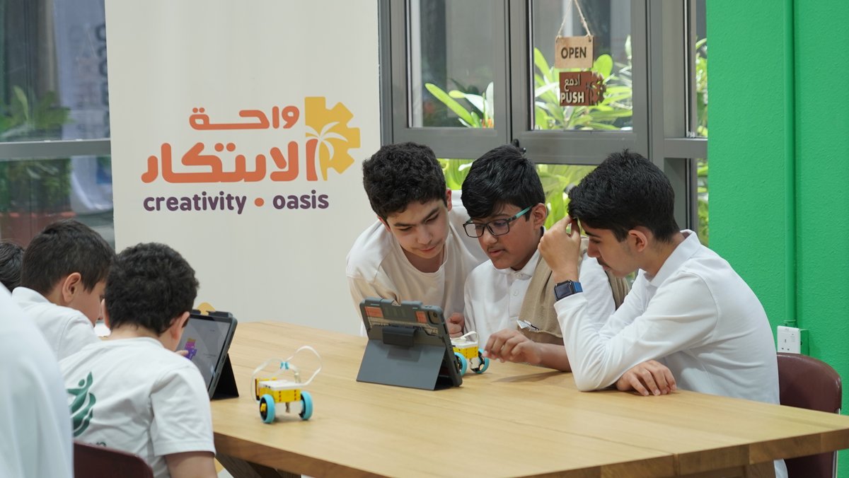 CreativityO_sa's tweet photo. حيث تصبح المساحات فرصًا للتجربة ✨
في زيارة طلاب مدرسة الفرسان لـ #واحة_الابتكار، تحوّلت المساحات إلى بيئة حيّة للتجربة والتعلّم. https://t.co/ZCRYsAJadP