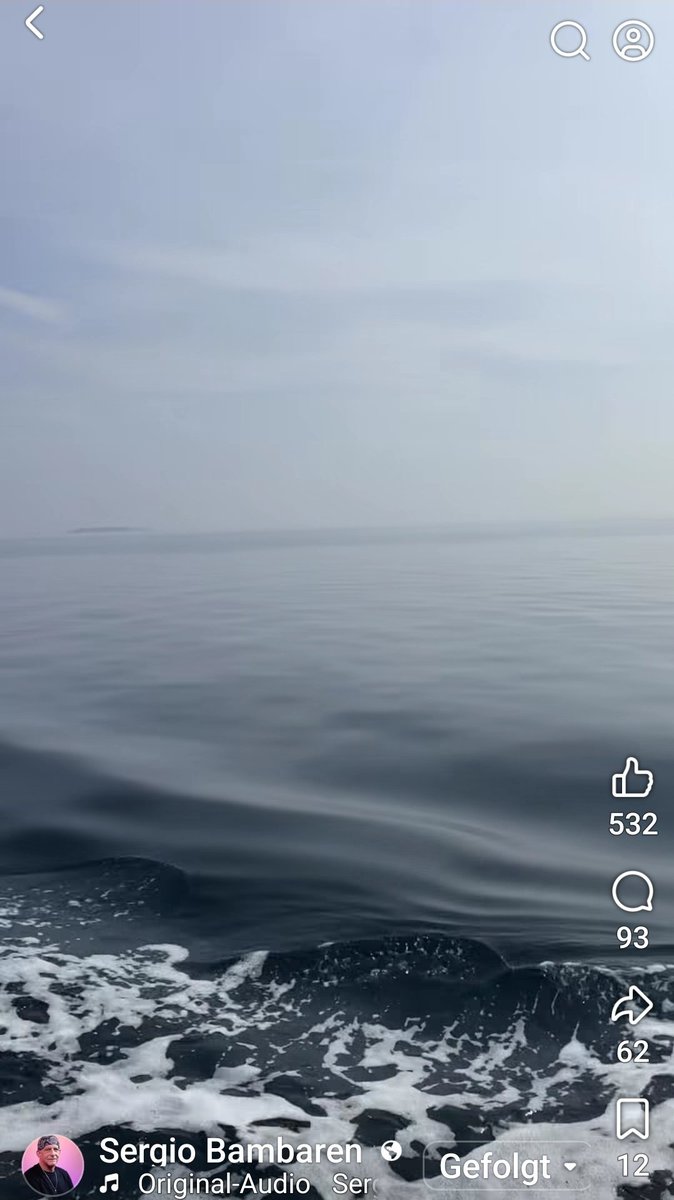 Fabelixx's tweet image. Von Sergio Bambaren via FB
👇
I am sitting outside the ship, having a coffee, staring at the eternal ocean, trying to put into perspective what happened during the last two weeks. The ocean is calm. And so I am. Last night, I started to receive messages from friends all over the