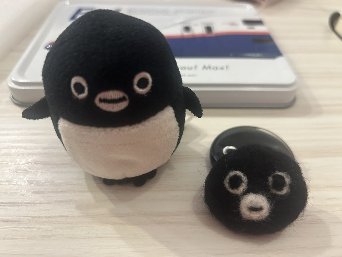 ✿羊毛フェルト✿スイカ✿ペンギンさん✿soda✿ 目とか口とか小さくて難しかったのでいびつだけど、とりあえず形には