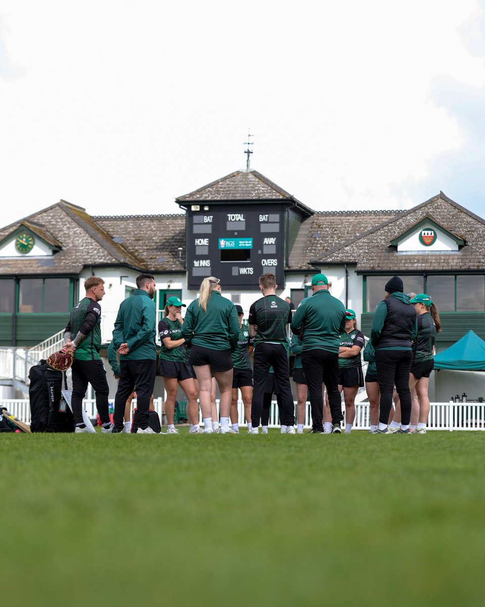 WorcsCCCWomen's tweet photo. Rapids in the zone 🔒 https://t.co/lR3Ilb51Gl