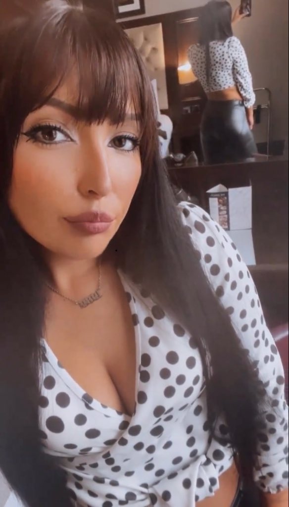 Alexfd99's tweet photo. Every day is for worshipping @missmoneyfem 

I belong on my knees, in awe of Your beauty and Your power. 

There is nothing I wouldn’t do to please You, to make You happy. 

I exist at Your mercy, to be used in any way imaginable in Your name. 

Thank You, Goddess. 

❤️🙇🏻‍♂️ https://t.co/t5iakplrmI