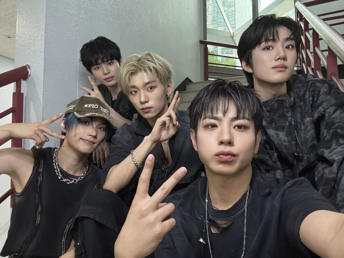 EVNNE JAPAN OFFICIAL tweet media