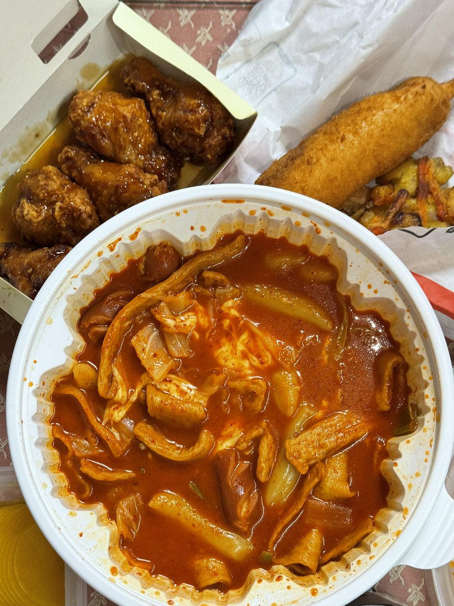 김똑디 tweet media